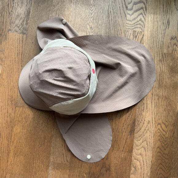 Lululemon Running & Training Hat - Size L/XL - Picture 2 of 11